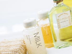 創立記念品の作成なら名入れ本革記念品